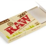 RAW ORGANIC 300 – 1 1/4 - Jupiter Cannabis Winnipeg